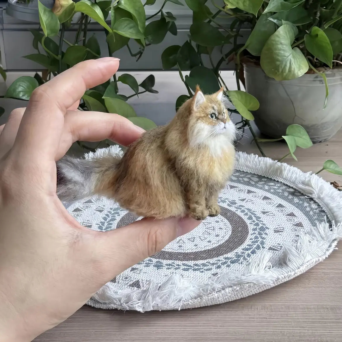 Handmade personalized pet keepsake for home decoration