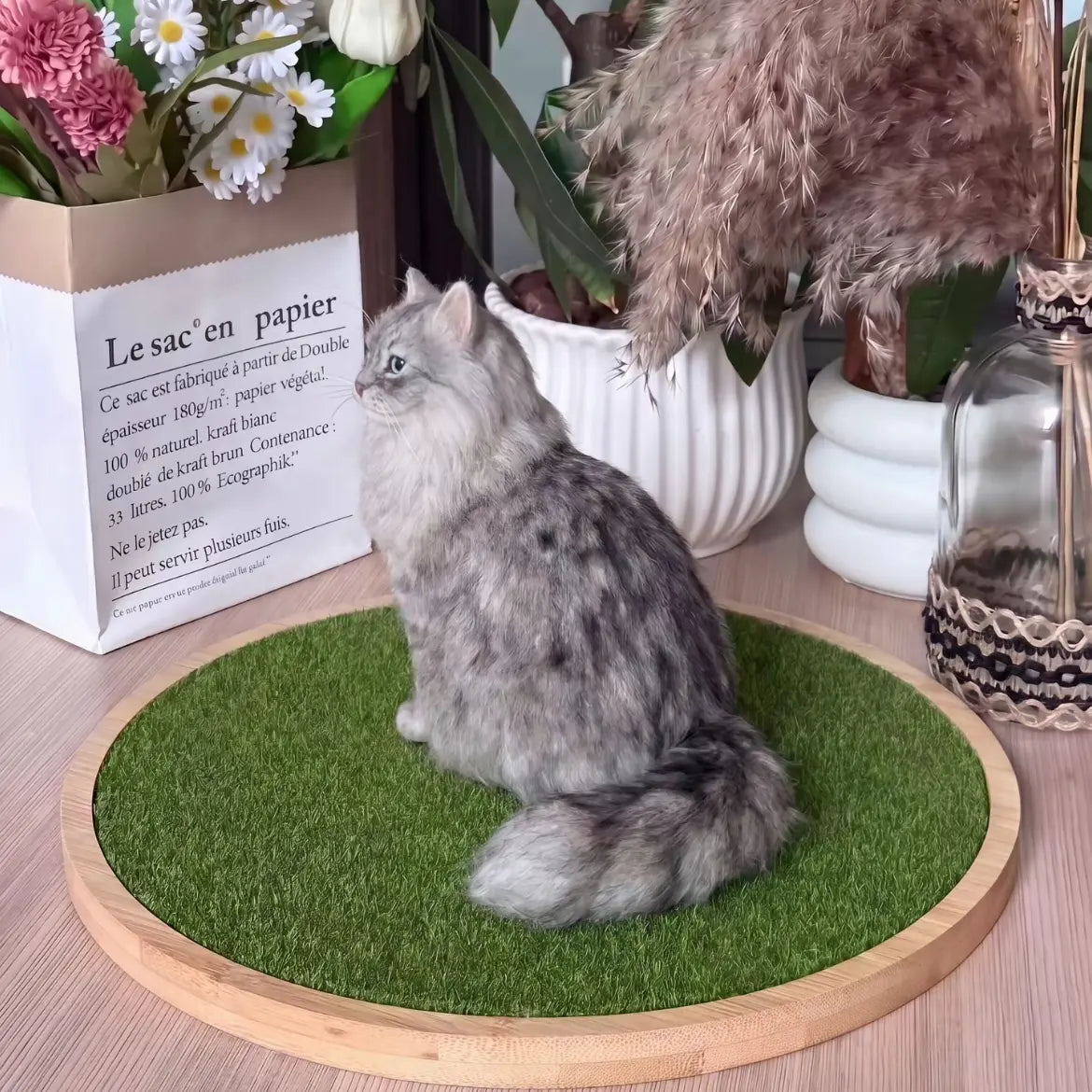 Handmade cat wool felt figurine created from real pet pictures