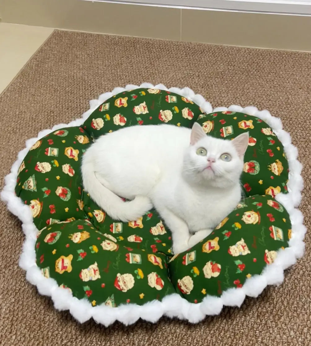 Durable scratch resistant canvas cat bed, cute luxury design for indoor cats